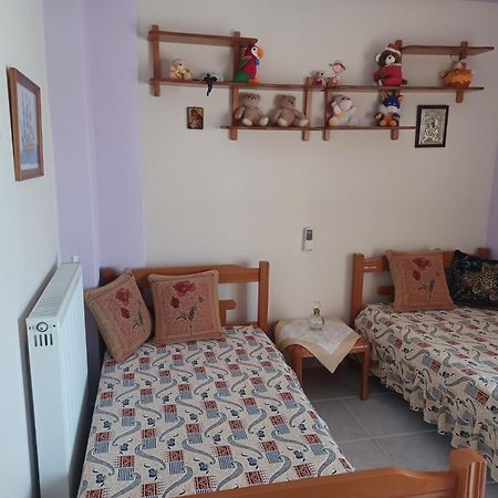 Gerakini 2Br Apt With Shared Pool Exterior photo