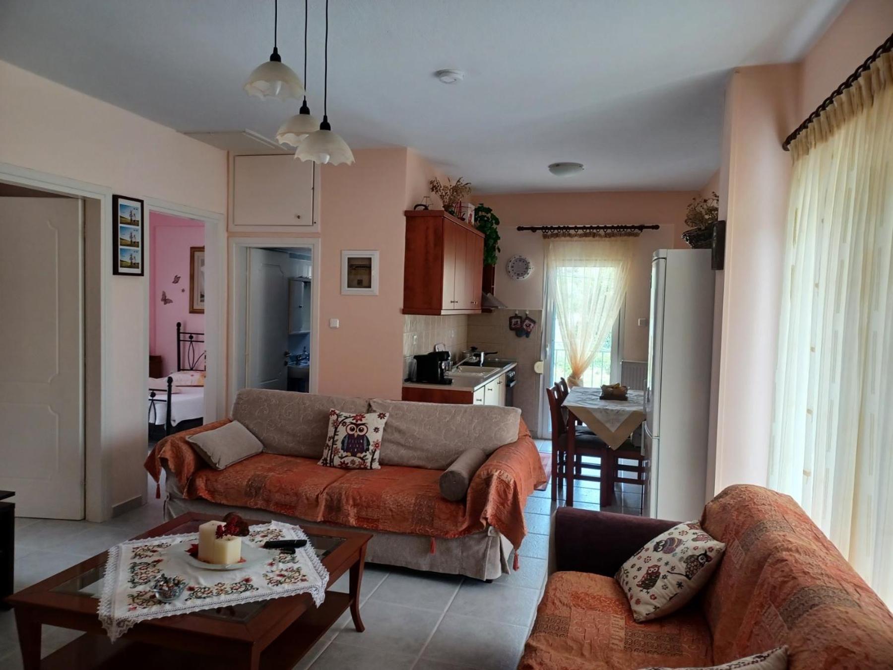 Gerakini 2Br Apt With Shared Pool Exterior photo